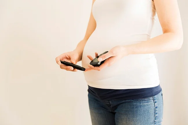 Gestational diabetes – Symptoms, risks, & treatment